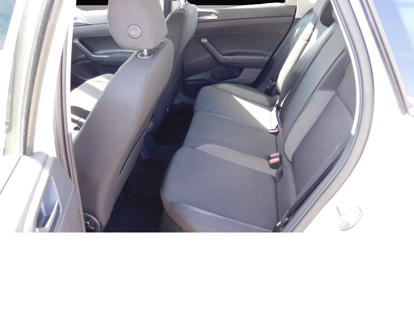 Volkswagen Polo (05/2024, Benzin)