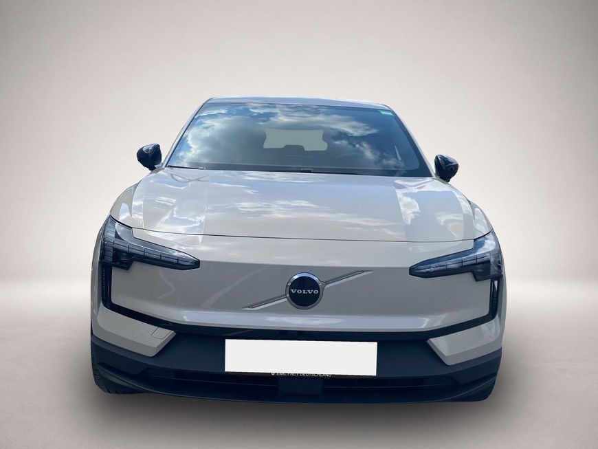 Volvo EX30 (09/2025, ELECTRIC)