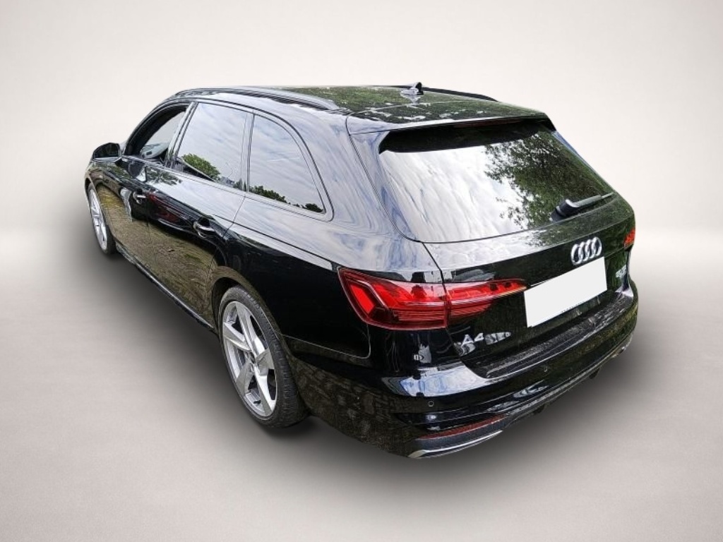 Audi A4 (04/2022, Diesel)