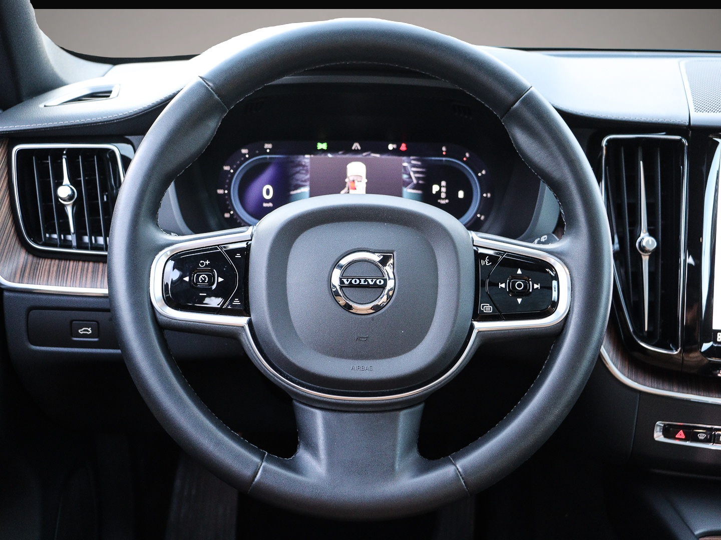 Volvo XC60 (11/2022, Diesel)