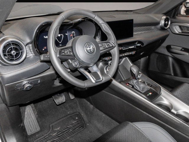 Alfa-Romeo Tonale (09/2024, Benzin)