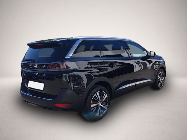 Peugeot 5008 (06/2024, Benzin)