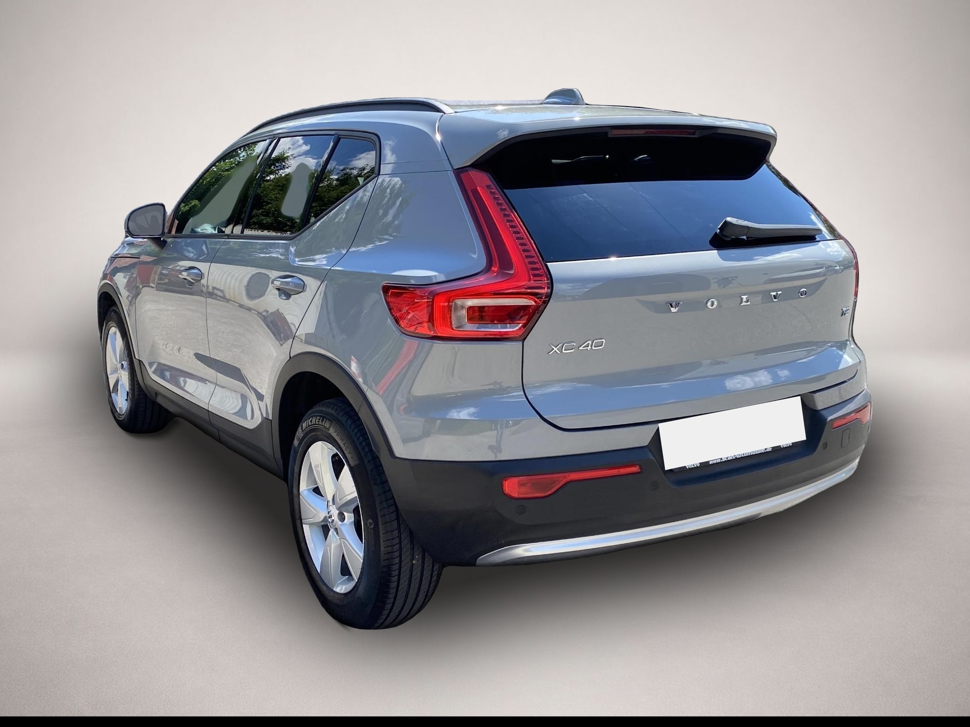 Volvo XC40 (07/2023, Benzin)