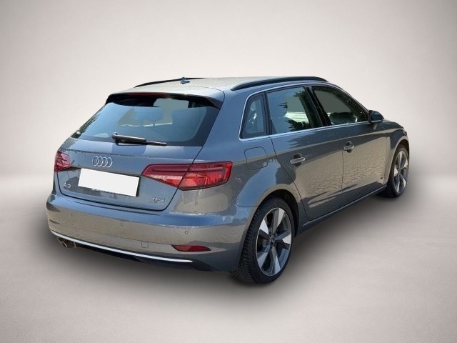 Audi A3 (07/2018, Benzin)