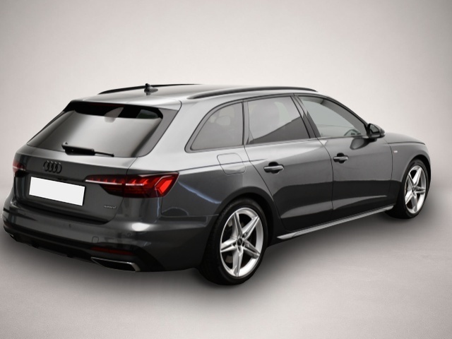 Audi quattro (03/2023, )
