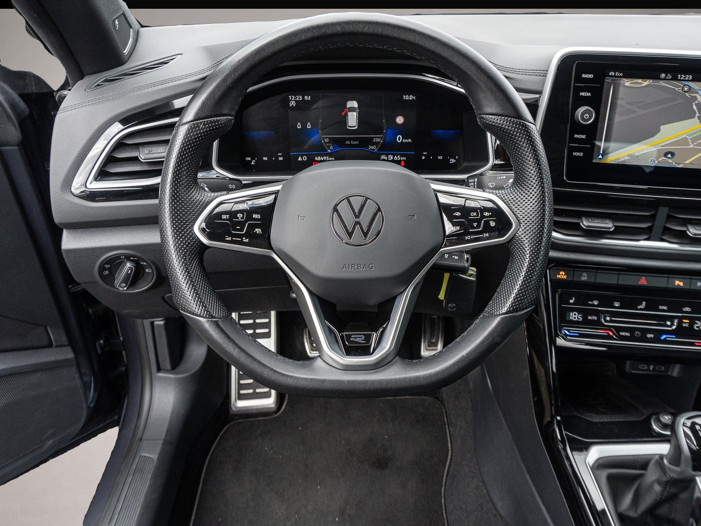 Volkswagen T-Roc (01/2023, Benzin)