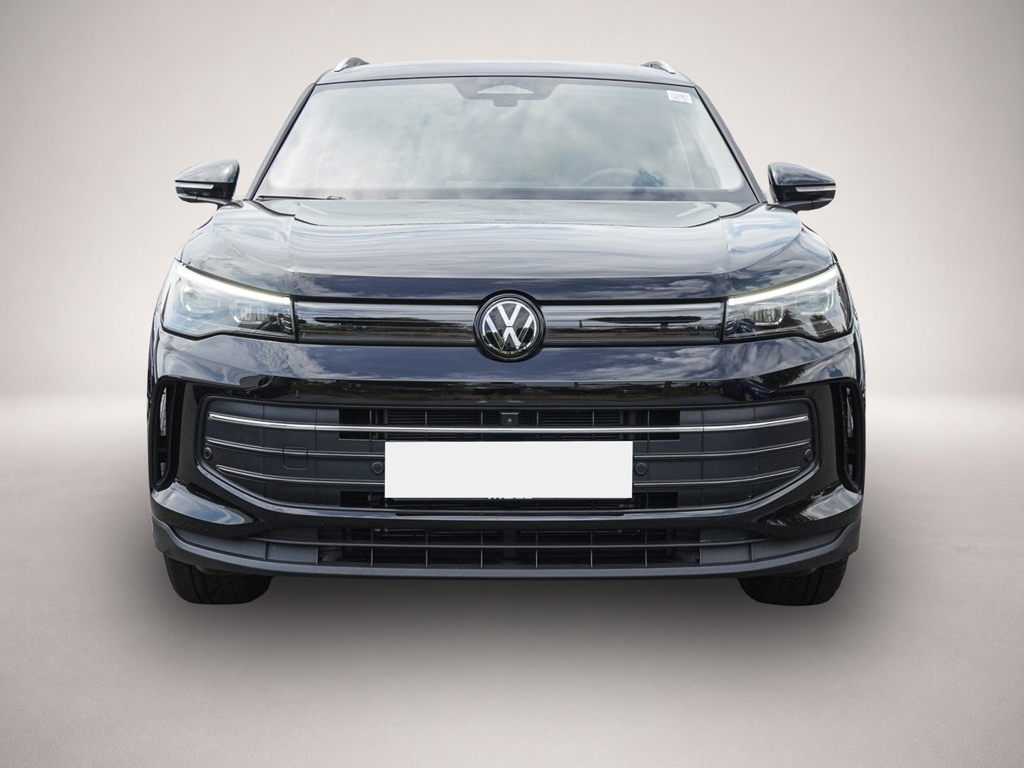 Volkswagen Tiguan (09/2025, Benzin)