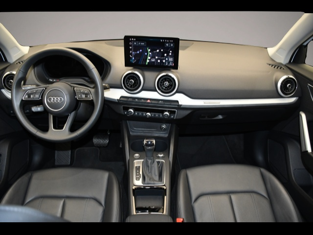 Audi Q2 (06/2025, Benzin)