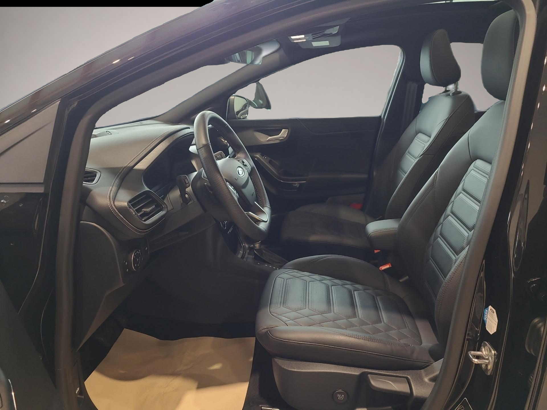 Ford Puma (01/2022, Benzin)