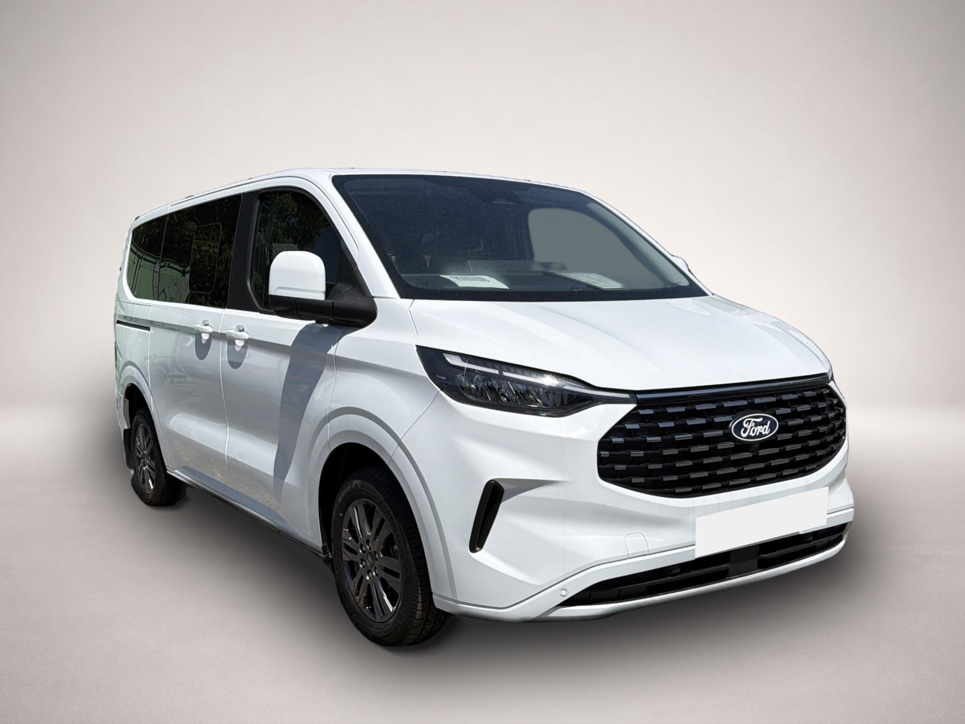Ford Tourneo Custom (01/2026, Diesel)