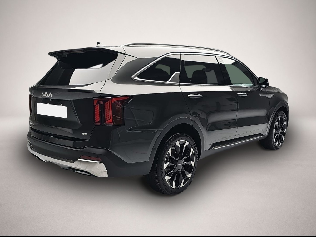 Kia Sorento, image 2 of 4