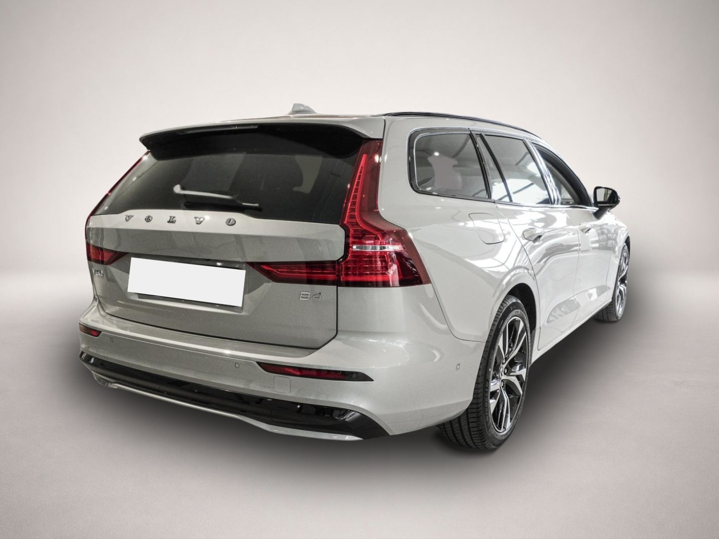 Volvo V60 (05/2026, Benzin)