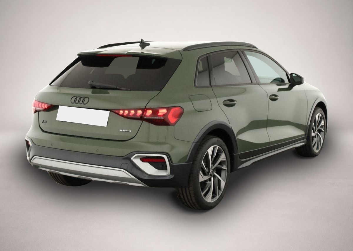 Audi quattro (04/2026, Benzin)