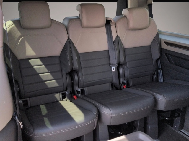 Volkswagen T7 Multivan (06/2025, Diesel)