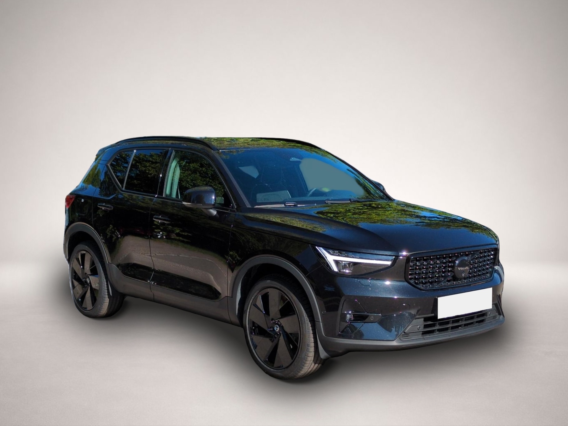 Volvo XC40 (10/2025, Benzin)