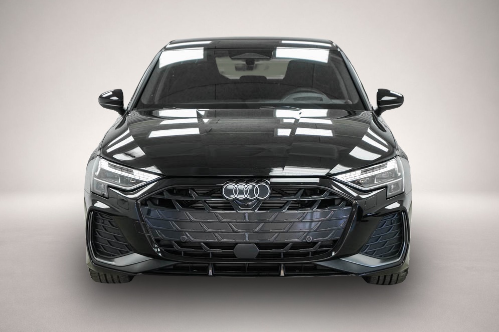 Audi A3 (03/2026, Benzin)