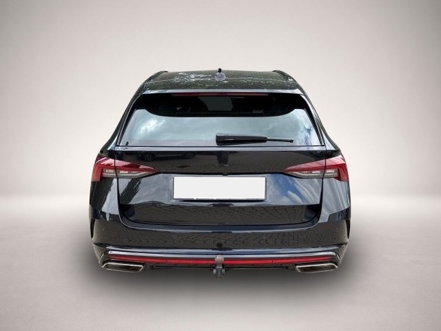 Skoda Octavia (01/2023, Benzin)