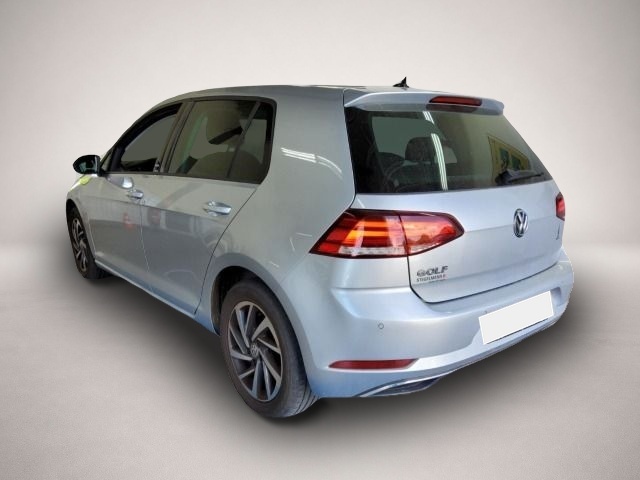 Volkswagen Golf (06/2018, Benzin)