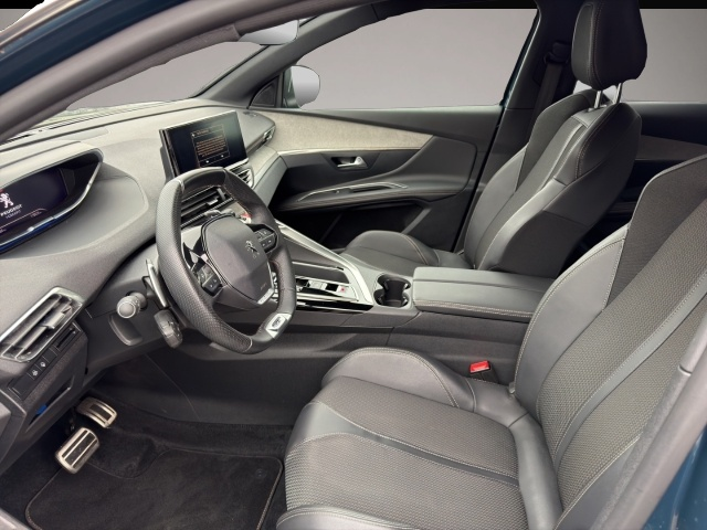 Peugeot 3008 (01/2024, Benzin)