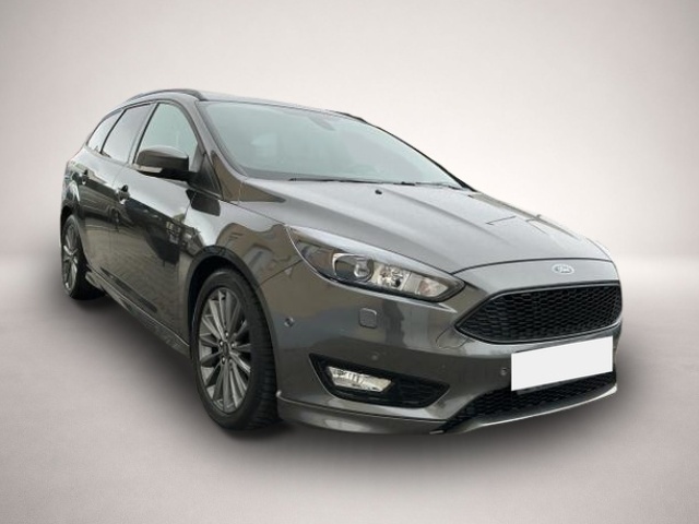 Ford Focus (10/2017, Benzin)