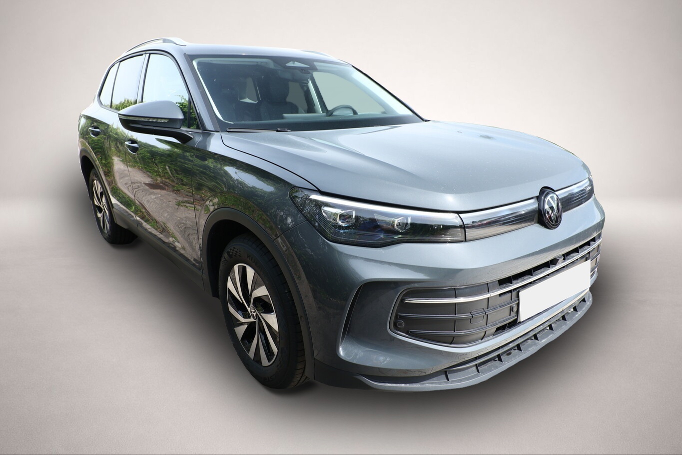 Volkswagen Tiguan (06/2026, Benzin)