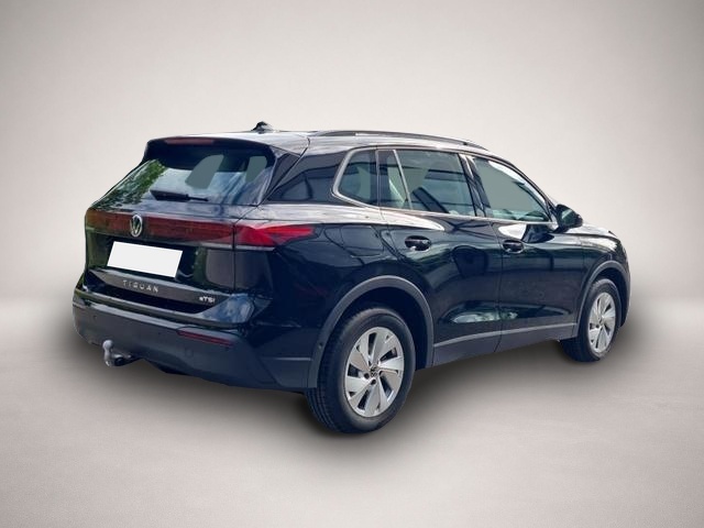 Volkswagen Tiguan (, Benzin)