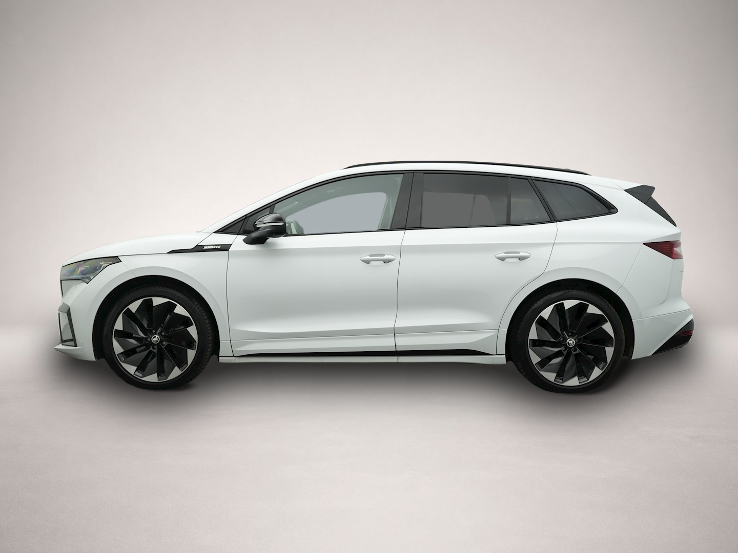 Skoda Enyaq (06/2023, ELECTRIC)
