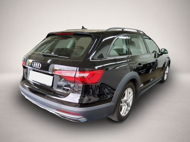 Audi A4 Allroad (03/2023, Diesel)