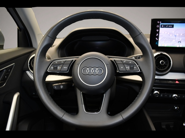 Audi Q2 (09/2025, Benzin)