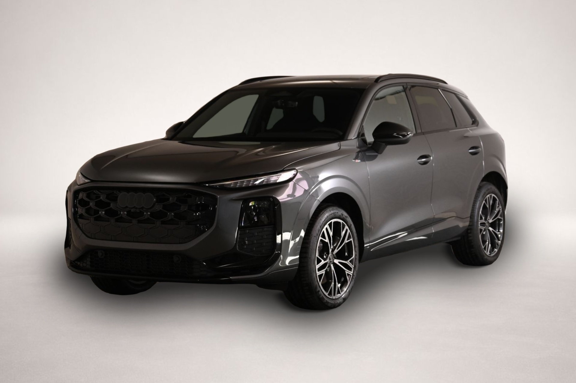 Audi Q3, image 1 of 5