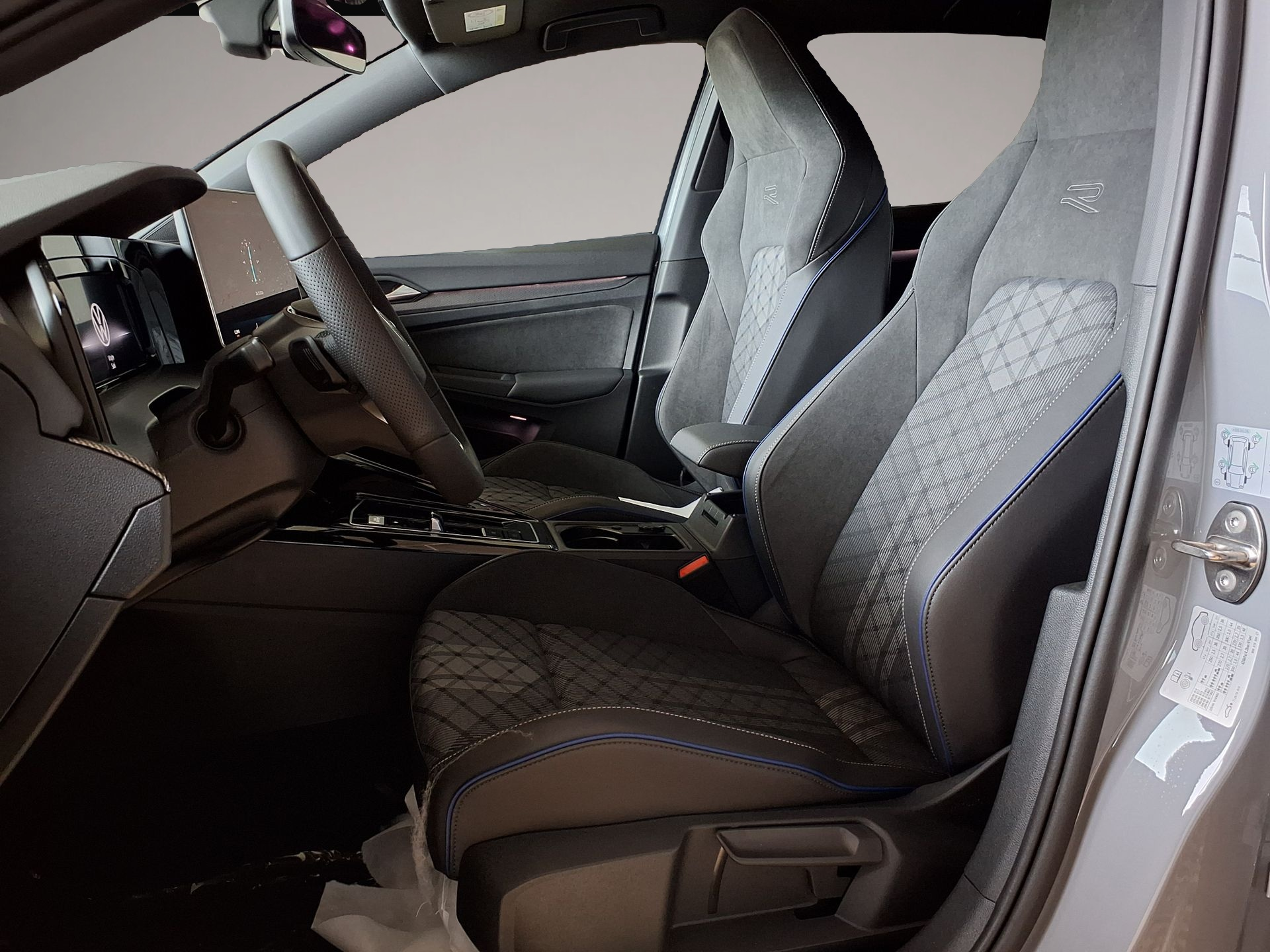 Volkswagen Golf, image 5 of 5