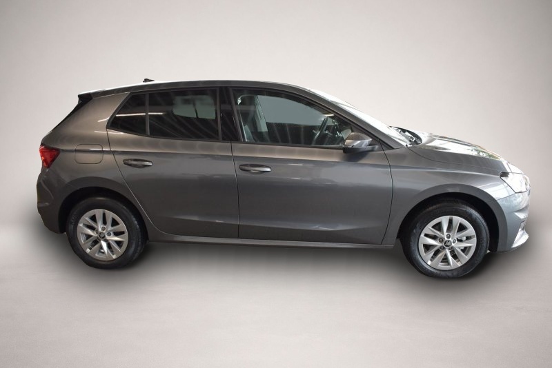 Skoda Fabia (, Benzin)