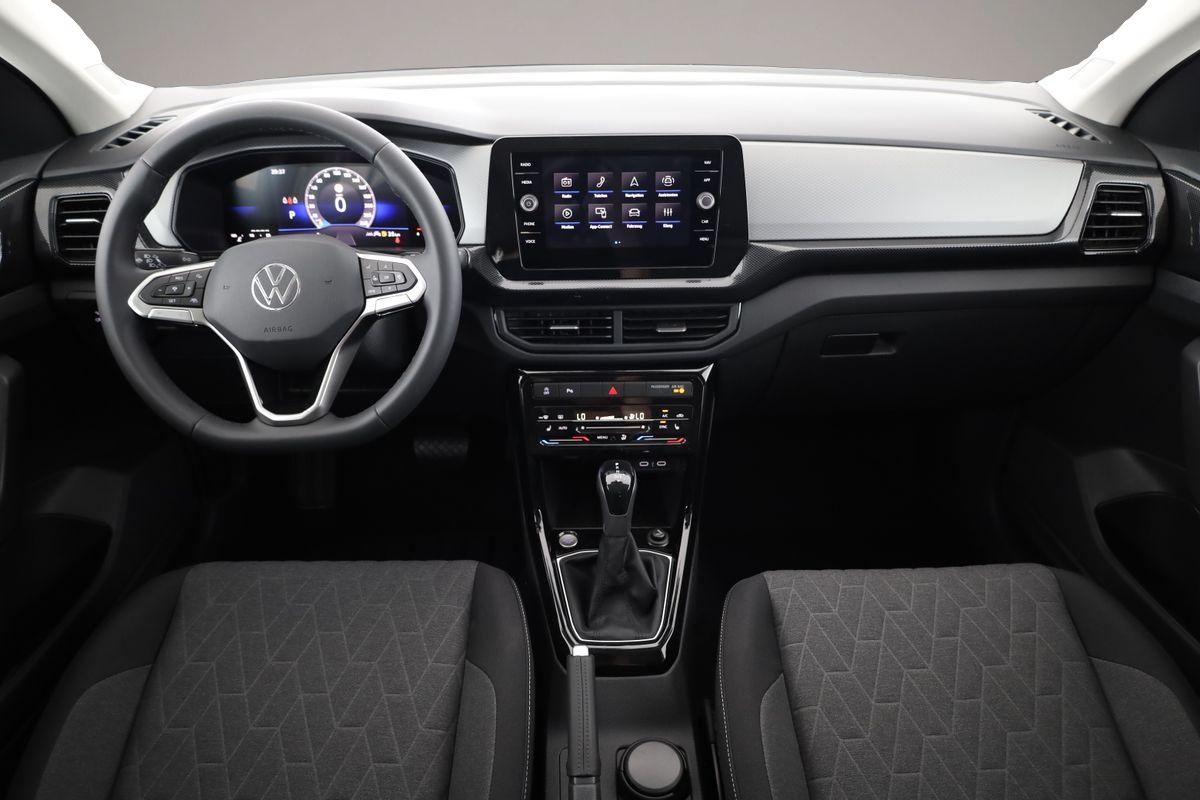 Volkswagen T-Cross (08/2026, Benzin)