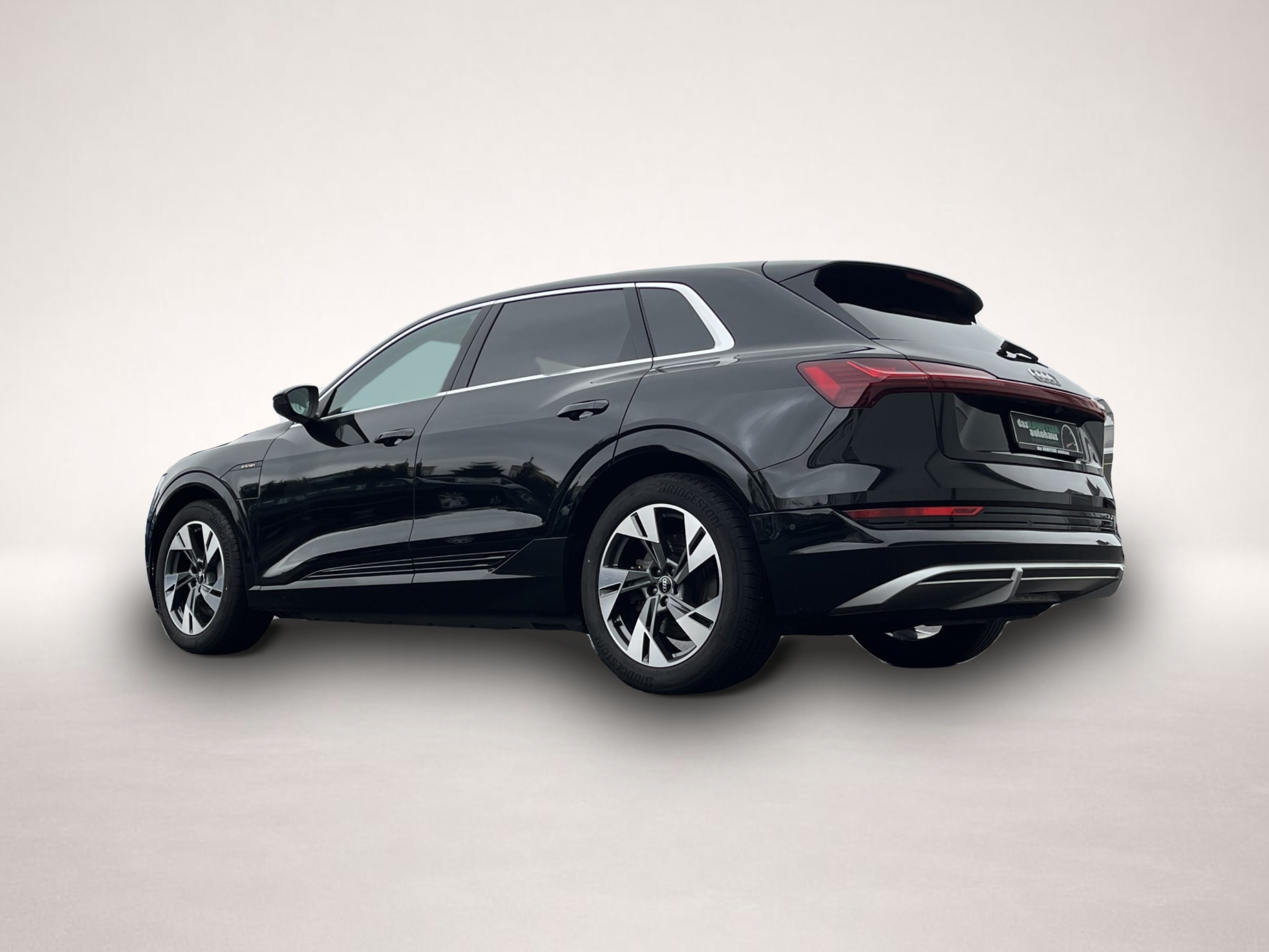 Audi e-tron (09/2022, ELECTRIC)