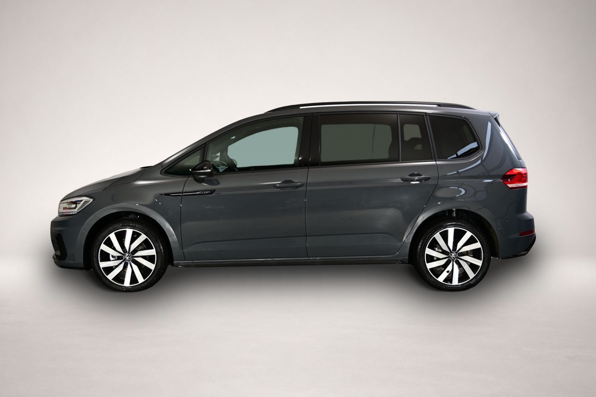 Volkswagen Touran (03/2026, Benzin)