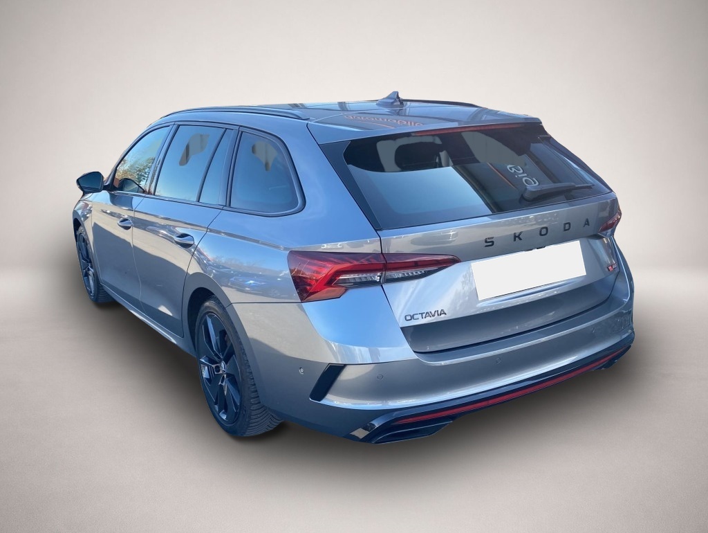 Skoda Octavia (06/2025, Benzin)