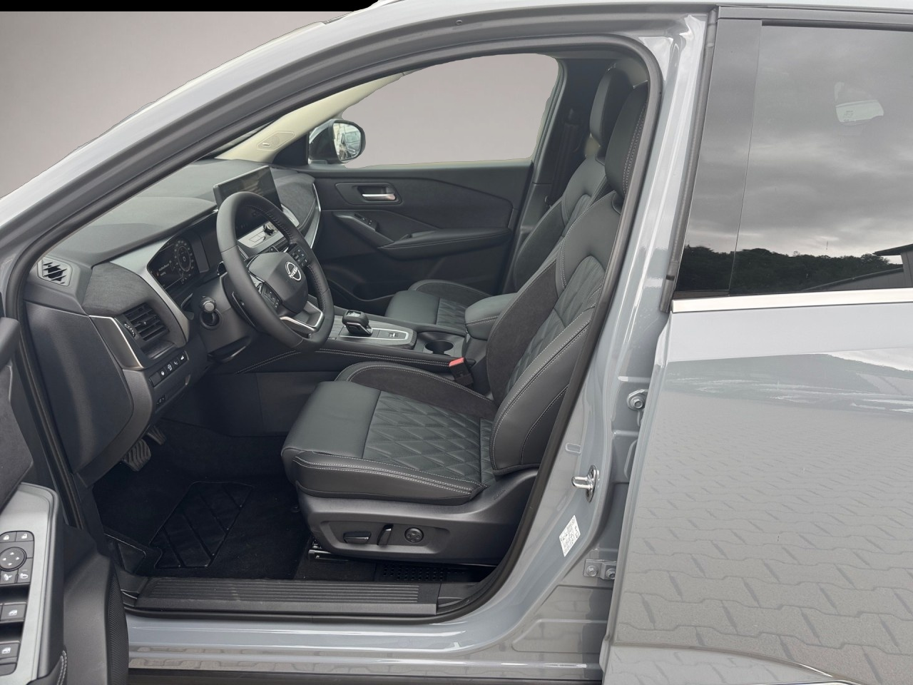 Nissan Qashqai (, Benzin)