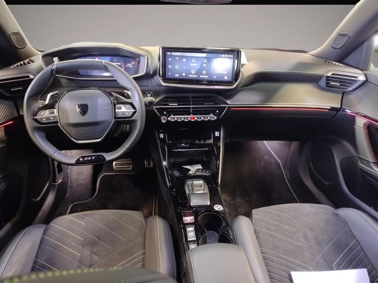 Peugeot 2008 (08/2025, Benzin)