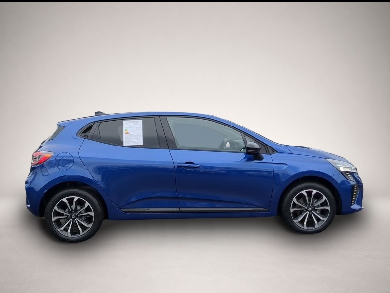 Renault Clio (11/2025, Benzin)