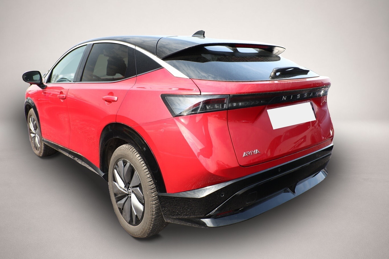 Nissan Ariya (11/2022, ELECTRIC)