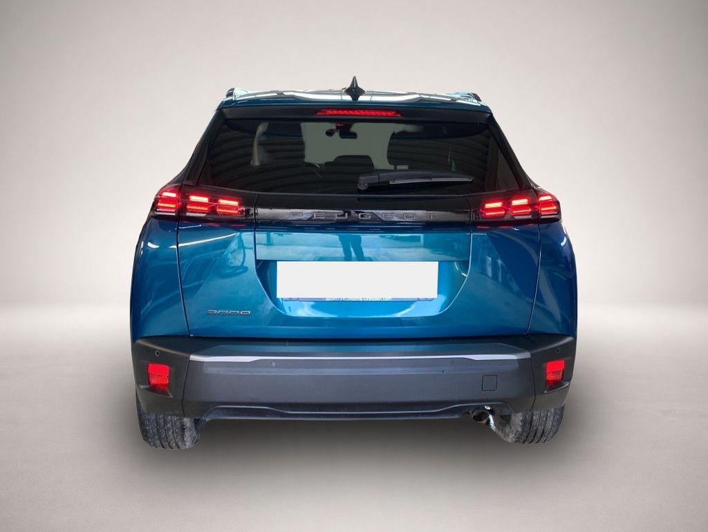 Peugeot 2008 (03/2025, Benzin)