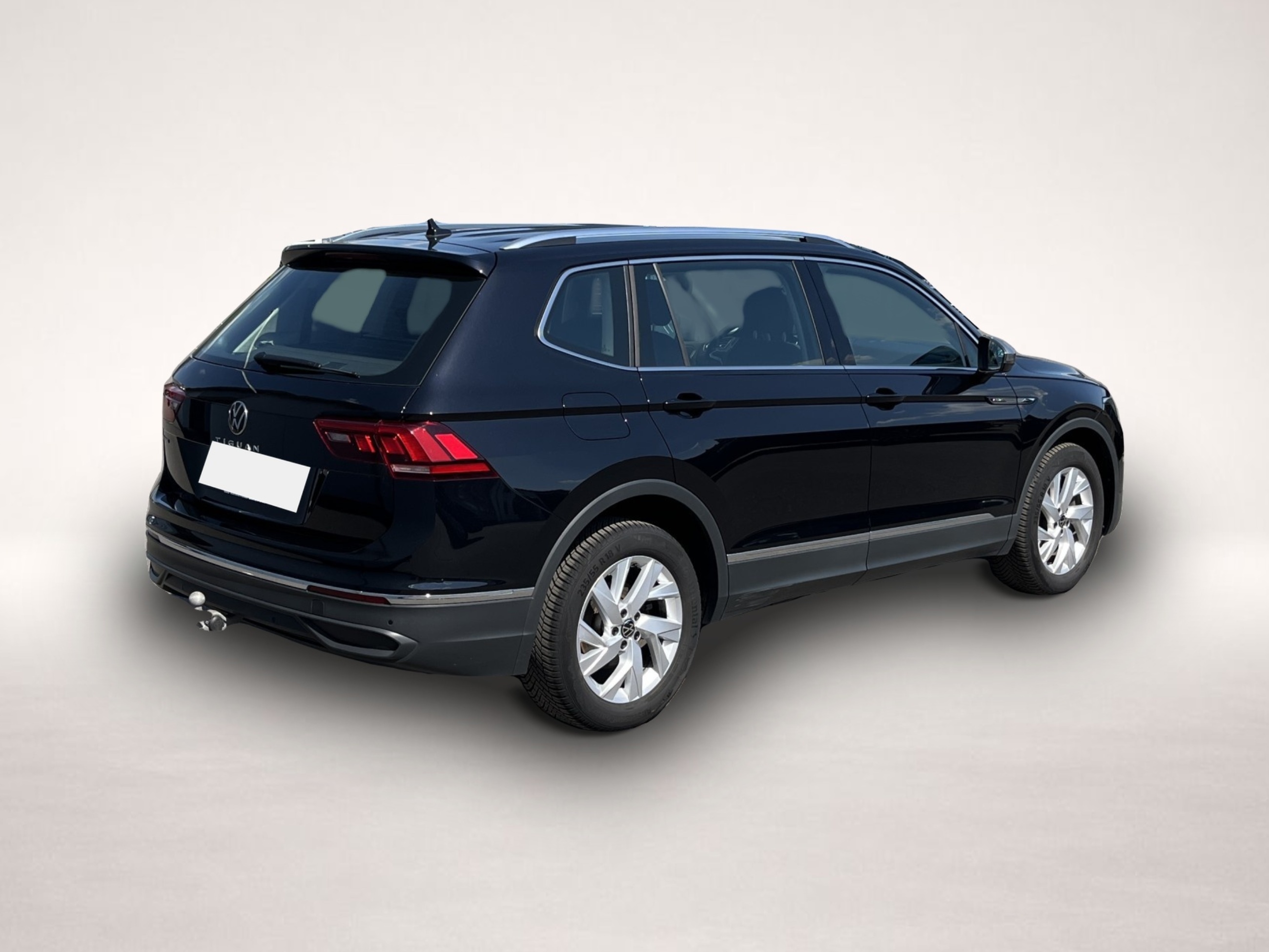 Volkswagen Tiguan Allspace (05/2025, Benzin)
