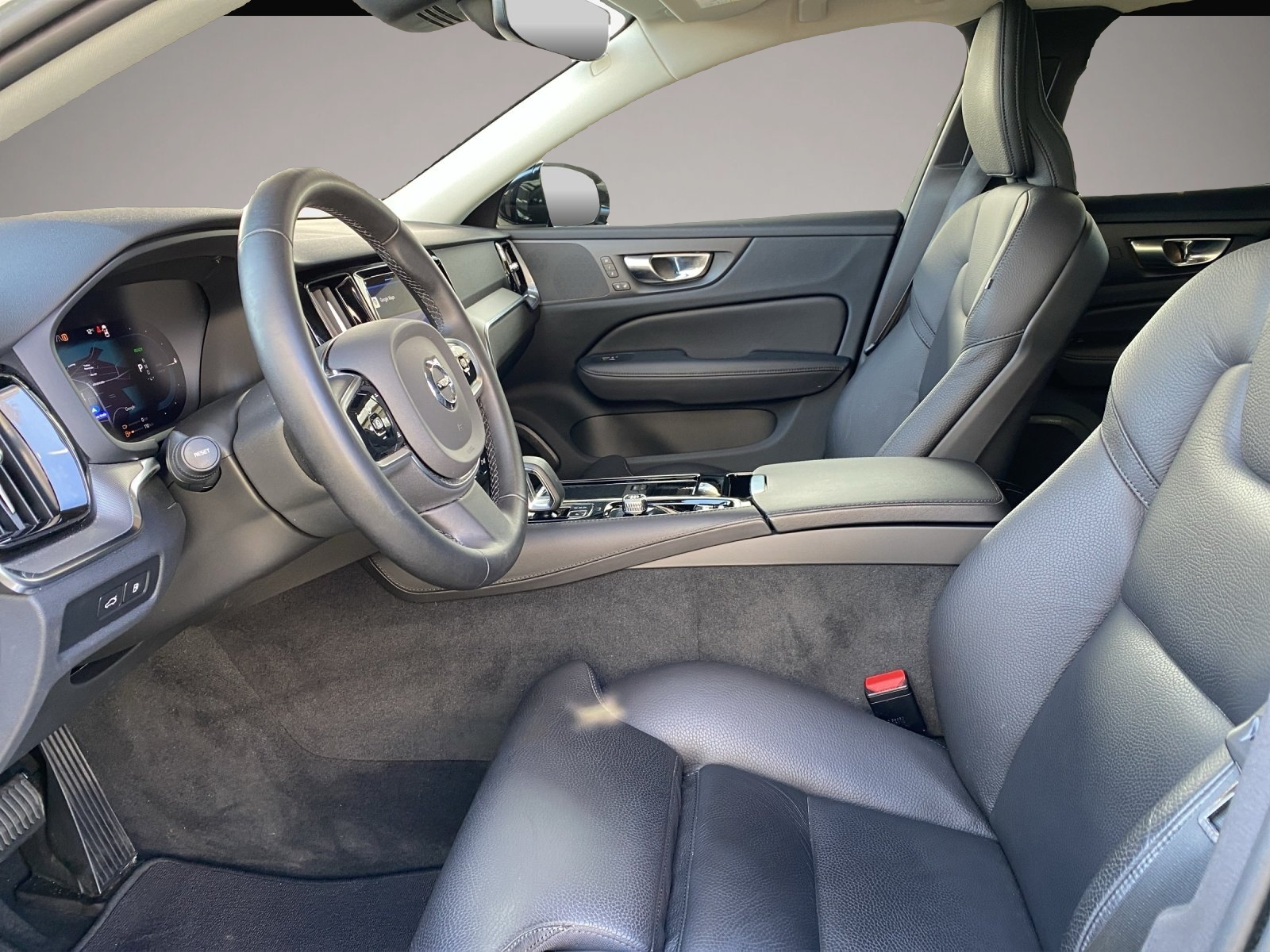 Volvo V60 (02/2023, )