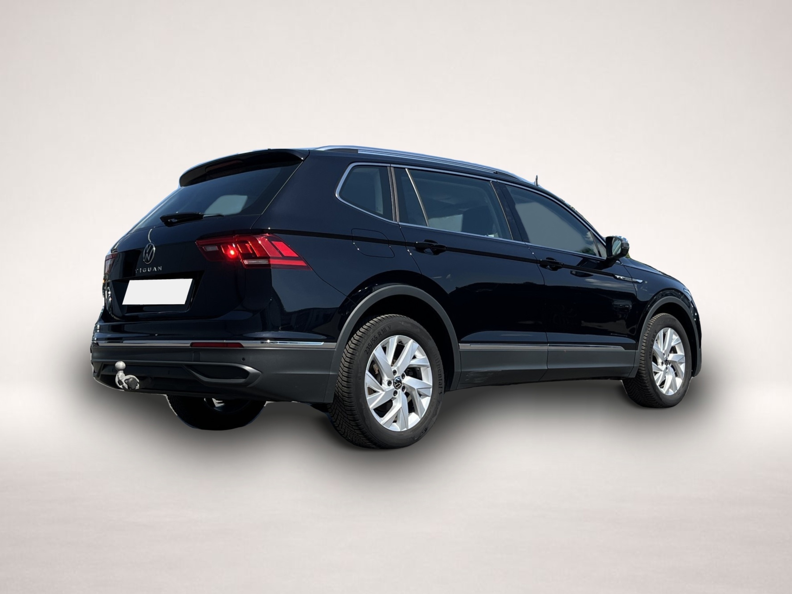 Volkswagen Tiguan Allspace (05/2025, Benzin)