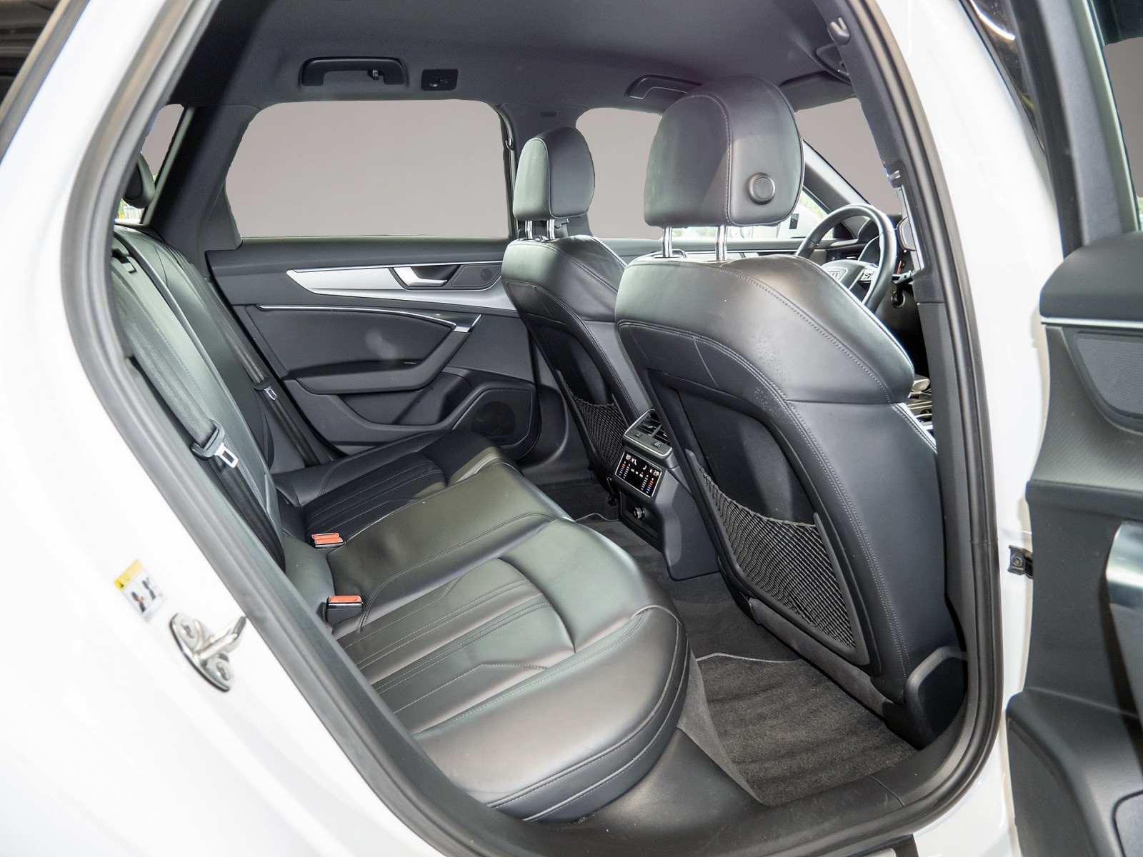 Audi A6 (05/2022, Diesel)