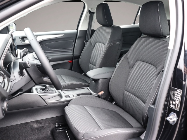 Ford Focus (03/2026, Benzin)