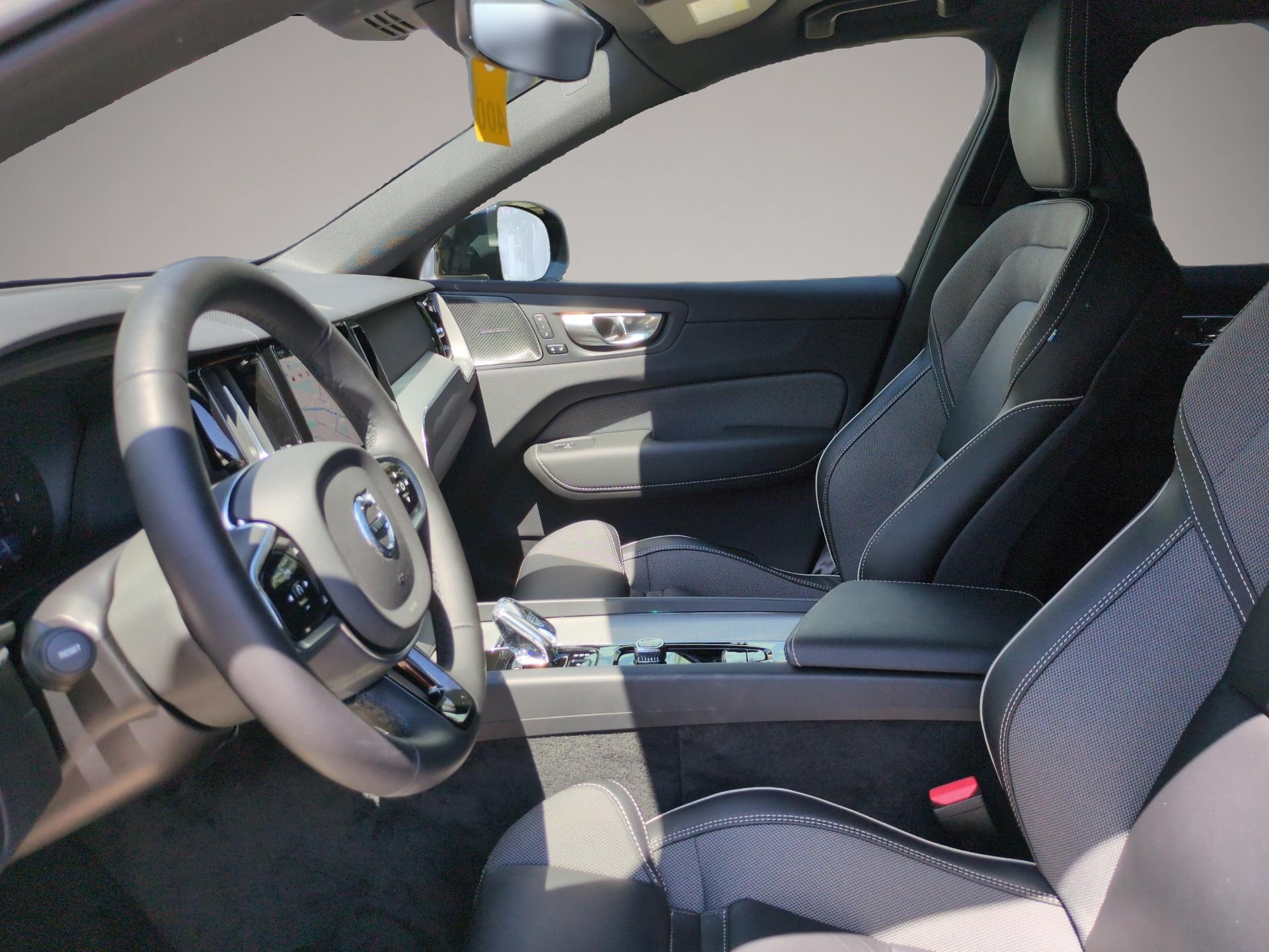Volvo XC60 (02/2024, Benzin)