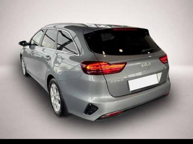 KIA cee'd / Ceed (04/2025, Benzin)