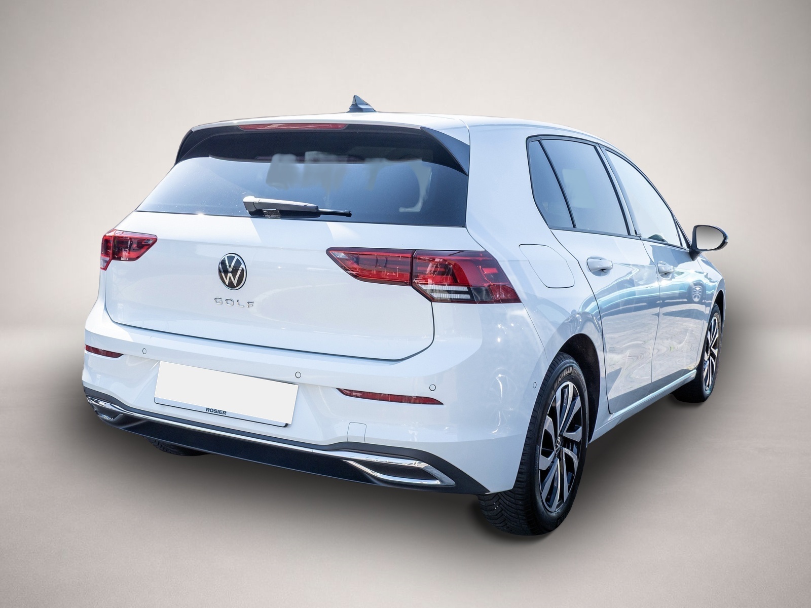Volkswagen Golf (02/2023, Benzin)