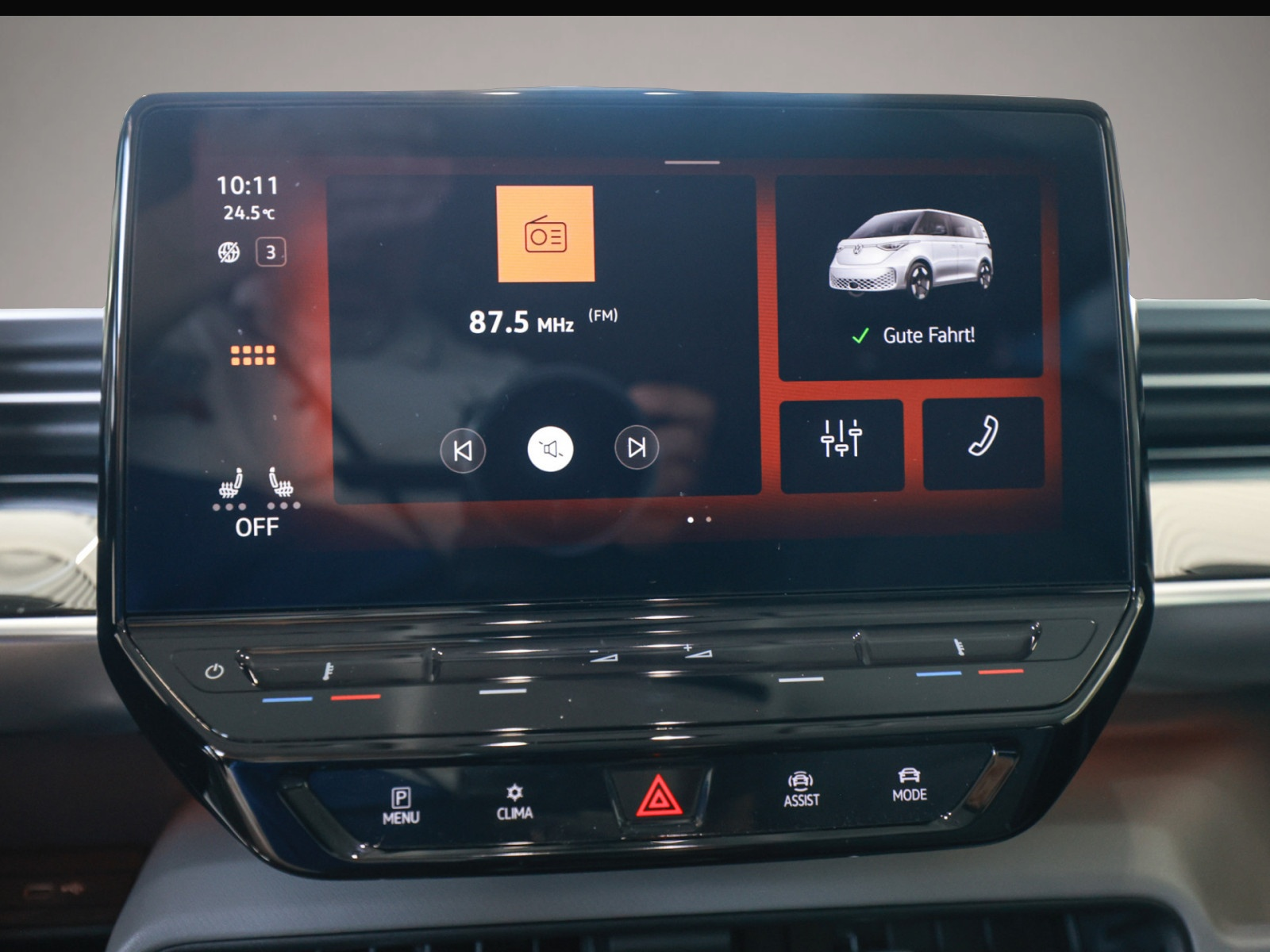 Volkswagen ID. Buzz (12/2022, ELECTRIC)